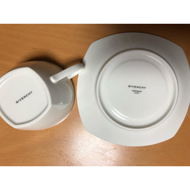 GIVENCHY(ジバンシィ)のティーカップ インテリア/住まい/日用品のキッチン/食器(グラス/カップ)の商品写真