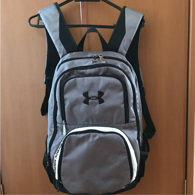 UNDER ARMOUR(アンダーアーマー)のかのみら様専用 アンダーアーマー バックパック バッグ リュック メンズのバッグ(バッグパック/リュック)の商品写真