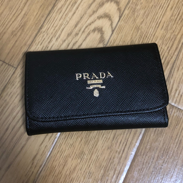 PRADA キーケース レディースのファッション小物(キーケース)の商品写真