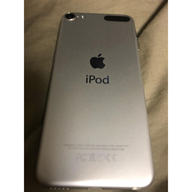 iPod touch(アイポッドタッチ)のiPod touch 第6世代 32GB スマホ/家電/カメラのオーディオ機器(ポータブルプレーヤー)の商品写真