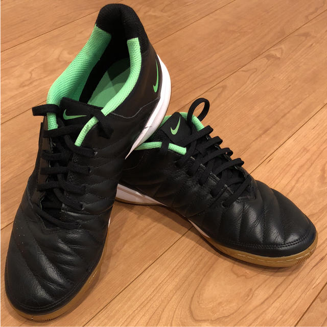 NIKE(ナイキ)のNIKE ナイキ ガト GATO Ⅱ スポーツ/アウトドアのサッカー/フットサル(シューズ)の商品写真