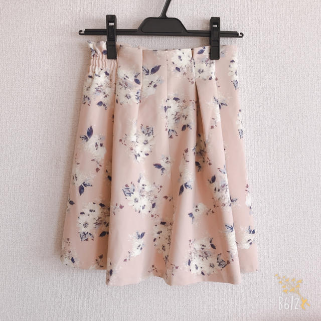 MERCURYDUO(マーキュリーデュオ)の美品♡マーキュリーデュオ 花柄スカート レディースのスカート(ミニスカート)の商品写真