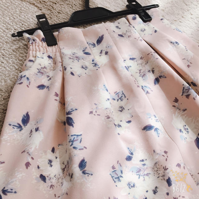 MERCURYDUO(マーキュリーデュオ)の美品♡マーキュリーデュオ 花柄スカート レディースのスカート(ミニスカート)の商品写真