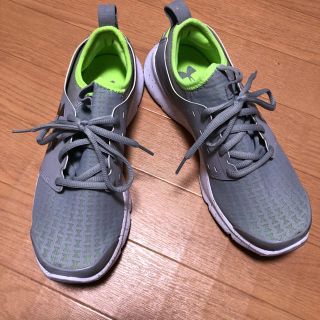 アンダーアーマー(UNDER ARMOUR)のunderarmour 25.5cm (シューズ)