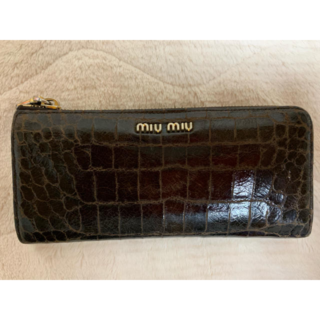 miumiu 財布