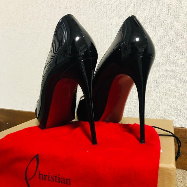 Christian Louboutin(クリスチャンルブタン)のChristian Louboutin オープントゥパンプス BLACK レディースの靴/シューズ(ハイヒール/パンプス)の商品写真