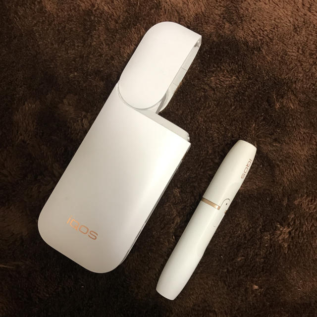 IQOS(アイコス)のiQOS ホワイト メンズのファッション小物(タバコグッズ)の商品写真