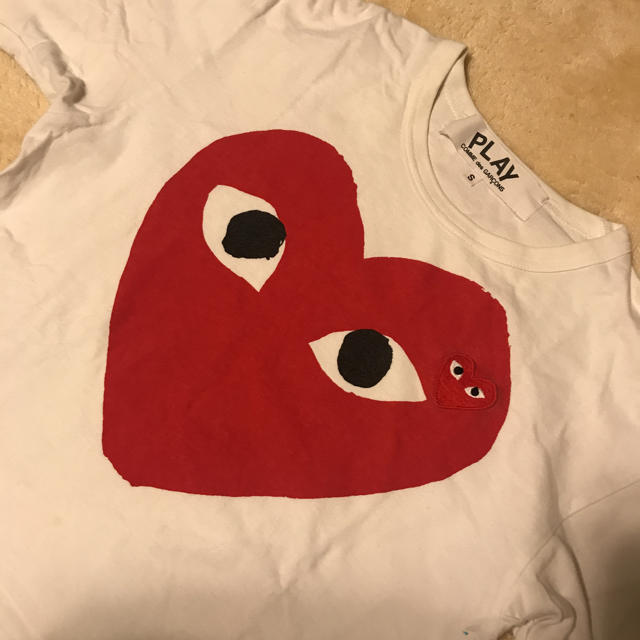 COMME des GARCONS(コムデギャルソン)のPLAY COMME des GARCONS 定番Tシャツ レディースのトップス(Tシャツ(半袖/袖なし))の商品写真