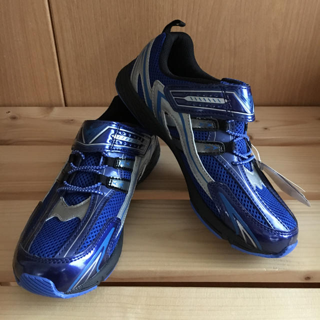 asics(アシックス)のkodaisuki様 専用 新品！アシックス商事 ジュニアシューズ キッズ/ベビー/マタニティのキッズ靴/シューズ(15cm~)(スニーカー)の商品写真