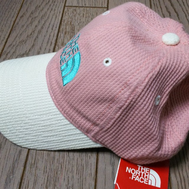 THE NORTH FACE(ザノースフェイス)のキャップ レディースの帽子(キャップ)の商品写真