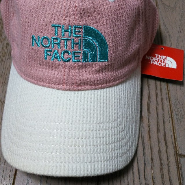 THE NORTH FACE(ザノースフェイス)のキャップ レディースの帽子(キャップ)の商品写真