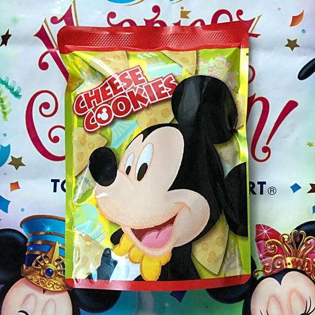 Disney(ディズニー)の【未開封】ディズニーお菓子 クッキー 食品/飲料/酒の食品(菓子/デザート)の商品写真