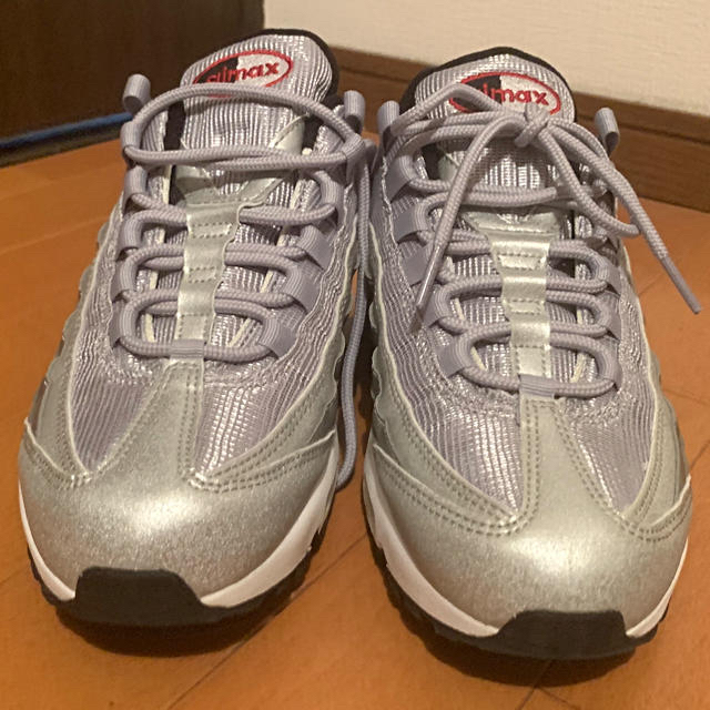 NIKE(ナイキ)のNIKE Airmax95 レディースの靴/シューズ(スニーカー)の商品写真