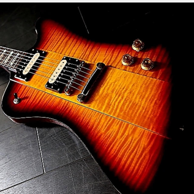 Gibson(ギブソン)のTak matsumoto firebird 美品 状態A 楽器のギター(エレキギター)の商品写真