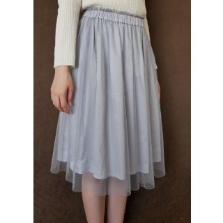 ダブルクローゼット(w closet)の✴ヤーウェン様専用✴【美品】w closet《チュールスカート》(ひざ丈スカート)