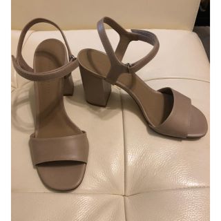 チャールズアンドキース(Charles and Keith)のチャールズアンドキースのサンダル(サンダル)