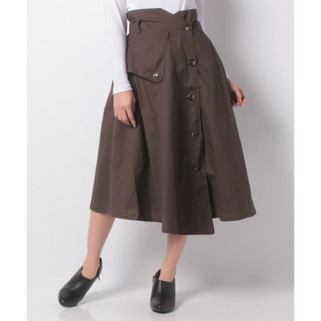 NICE CLAUP(ナイスクラップ)の新品 定価6372円 ナイスクラップ  スカート  カーキ、ブラウン レディースのスカート(その他)の商品写真