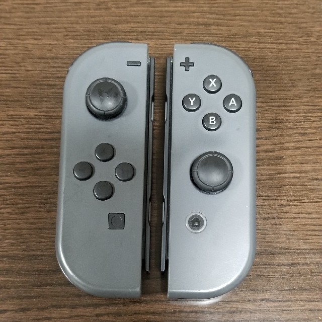 Nintendo switch　ジョイコン