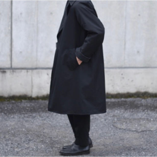 COMOLI(コモリ)のCOMOLI 16AW タイロッケンコート 黒 メンズのジャケット/アウター(トレンチコート)の商品写真