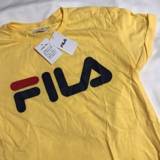 フィラ(FILA)のFILA フィラ 新品未使用タグ付き Tシャツ　★最終値下げ！(Tシャツ(半袖/袖なし))