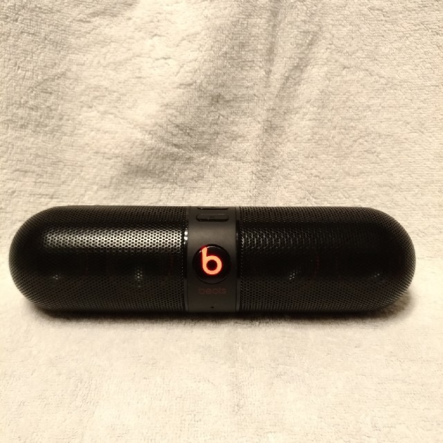 Beats by Dr Dre(ビーツバイドクタードレ)のbeats pill スマホ/家電/カメラのオーディオ機器(スピーカー)の商品写真