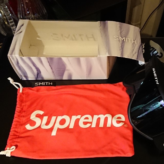 Supreme(シュプリーム)の限定コラボ Supreme✕Smithスキー スノーボード ゴーグル スポーツ/アウトドアのスノーボード(アクセサリー)の商品写真