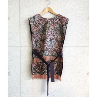 トーガ(TOGA)のDOMENICO+ SAVIO GOBELIN SLEEVELESS TOPS(ベスト/ジレ)