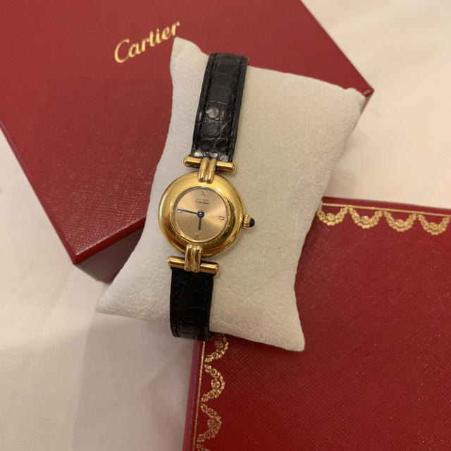 Cartier(カルティエ)の送料込カルティエレディース 革ベルト 時計 レディースのファッション小物(腕時計)の商品写真