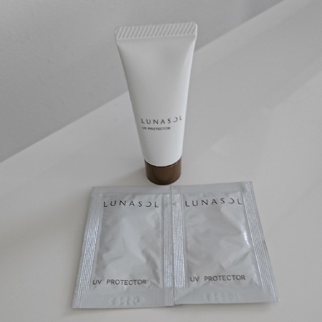 LUNASOL(ルナソル)のLUNASOL UVプロテクター コスメ/美容のボディケア(日焼け止め/サンオイル)の商品写真