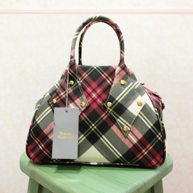Vivienne Westwood(ヴィヴィアンウエストウッド)の【新品・未使用】Vivienne Westwood★ハンドバッグ（チェック柄） レディースのバッグ(ハンドバッグ)の商品写真
