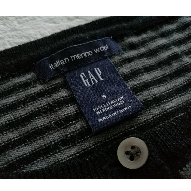 GAP(ギャップ)のいちごみるく様☆専用 レディースのトップス(カーディガン)の商品写真