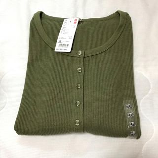 ユニクロ(UNIQLO)の新品 レディース UNIQLO ワッフルヘンリーネックT オリーブ XL(カットソー(長袖/七分))