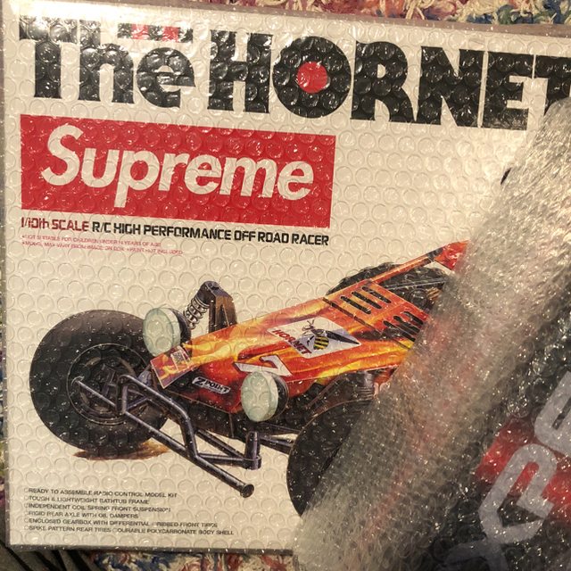 Supreme(シュプリーム)の supreme Tamiya Hornet RC Car エンタメ/ホビーのおもちゃ/ぬいぐるみ(ホビーラジコン)の商品写真