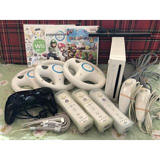 ウィー(Wii)のWii本体といろいろセット(家庭用ゲーム機本体)