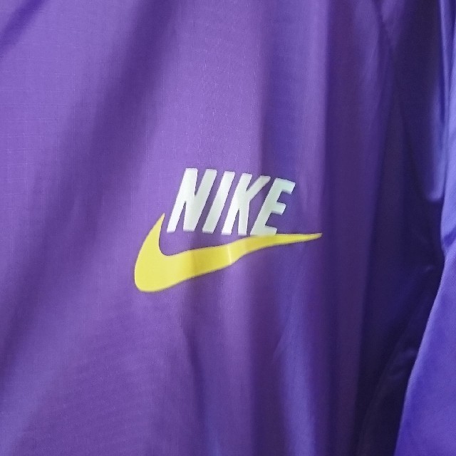 NIKE(ナイキ)のmeropana様専用  NIKE  中綿 ジャケット レディースのジャケット/アウター(ダウンジャケット)の商品写真