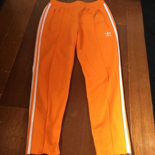 アディダス(adidas)のアディダス トラックパンツ(ジャージ)