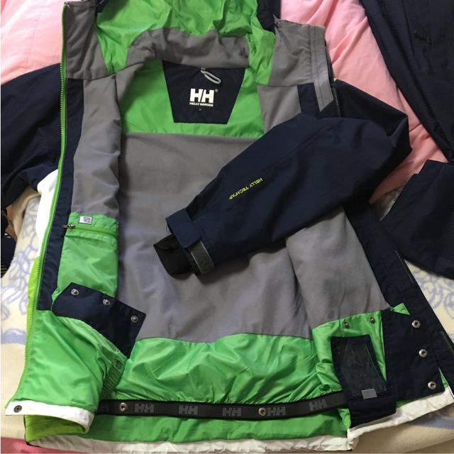 HELLY HANSEN(ヘリーハンセン)のヘリーハンセン スキー スノボーウェア 上下セット スポーツ/アウトドアのスキー(ウエア)の商品写真