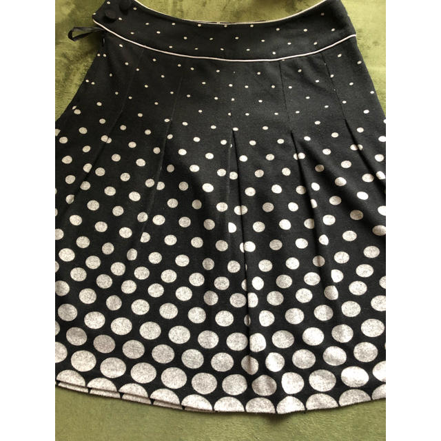 ARROW(アロー)のスカート レディースのスカート(ひざ丈スカート)の商品写真