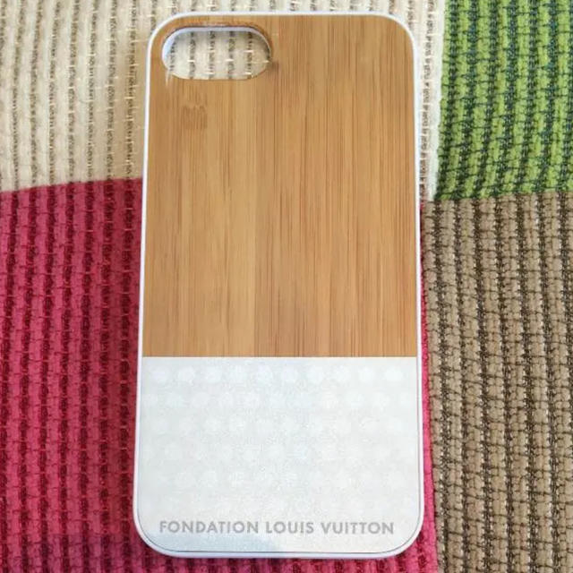 LOUIS VUITTON - ヴィトン財団美術館限定  iPhoneケースの通販 by 善三郎's shop｜ルイヴィトンならラクマ