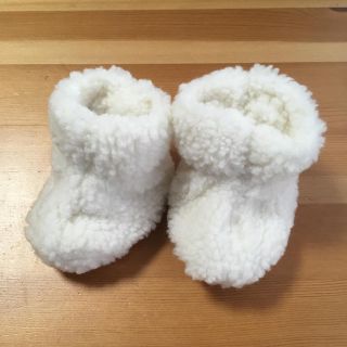 ベビーギャップ(babyGAP)の新品 baby GAP モコモコクマさんの靴下(カバーオール)