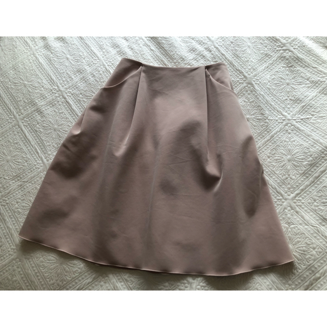 FOXEY(フォクシー)のFoxey イリプスフレア スカート 38 アンティークベージュ 美品 レディースのスカート(ひざ丈スカート)の商品写真