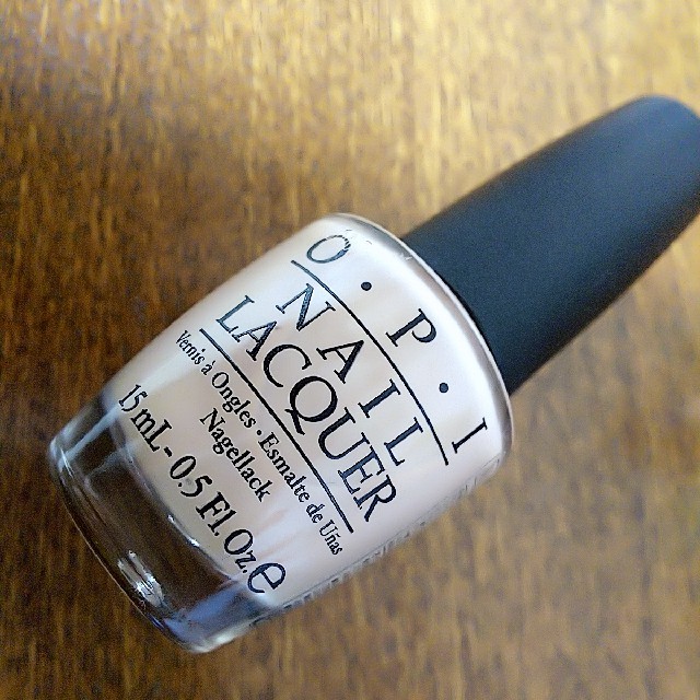 OPI(オーピーアイ)のOPI NLP61 ヌードベージュ  コスメ/美容のネイル(マニキュア)の商品写真