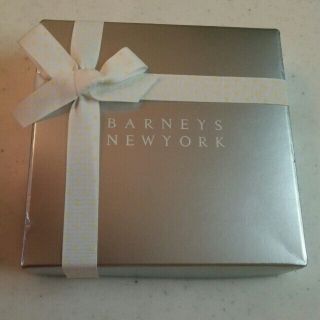 バーニーズニューヨーク(BARNEYS NEW YORK)のブックカバー 本革 未使用 新品(モバイルケース/カバー)