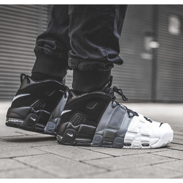 セール！Nike AIR MORE UPTEMPO モアテン