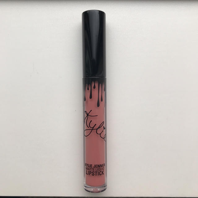 Kylie Cosmetics(カイリーコスメティックス)のリップスティック コスメ/美容のベースメイク/化粧品(口紅)の商品写真