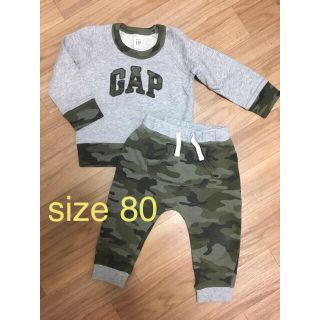 ベビーギャップ(babyGAP)のsaki様専用 GAP カモフラ セットアップ♡ 80&パイルロンパース70(トレーナー)