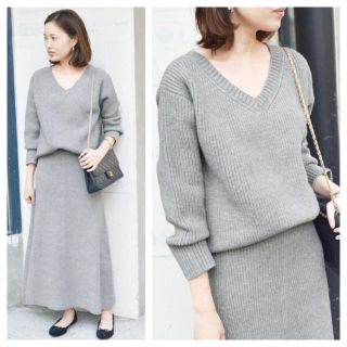【新品タグ付】Vネックニット×フレアロングスカートニットセットアップ