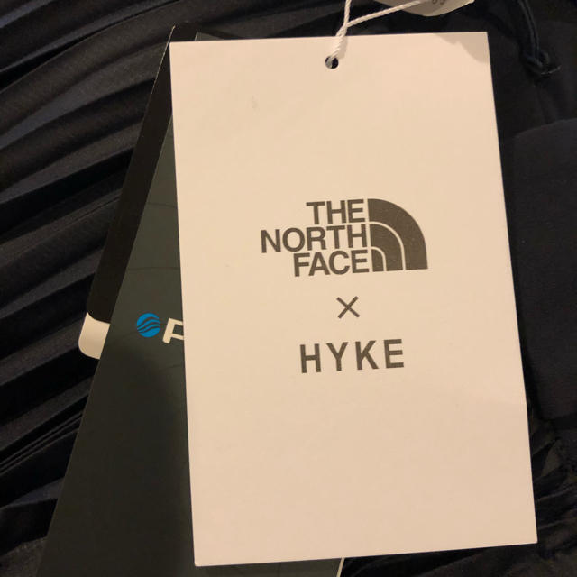 HYKE x THE NORTH FACE プリーツスカート  紺 3