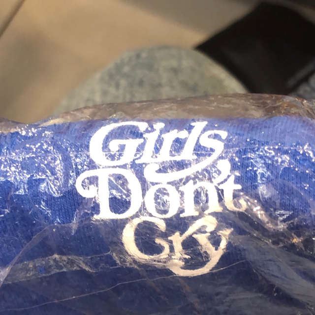 GDC(ジーディーシー)のgirl's don't cry popup 購入 Tシャツ サイズL 青 メンズのトップス(Tシャツ/カットソー(半袖/袖なし))の商品写真