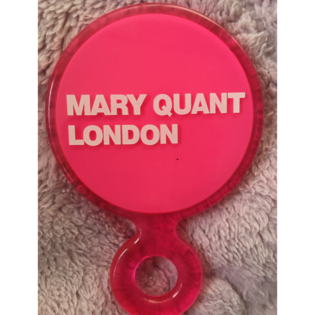 MARY QUANT(マリークワント)のさくら様専用マリークアント手鏡 インテリア/住まい/日用品の収納家具(ドレッサー/鏡台)の商品写真